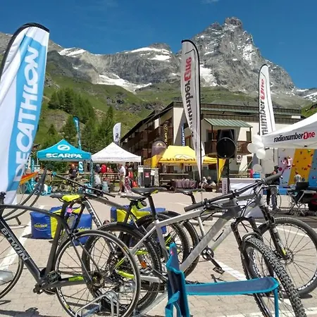 Cervinia Martino 아파트 *