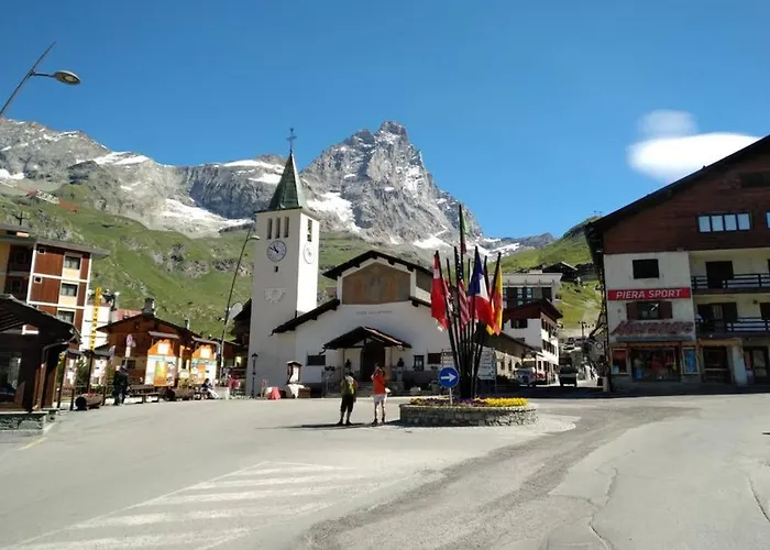 Cervinia Martino Апартаменти *