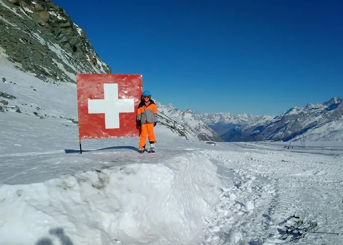 Cervinia Martino Апартаменти *